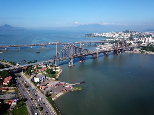 Florianópolis reabrirá Ponte Hercílio Luz para pedestres, ciclistas e ônibus - Imagem de Destaque