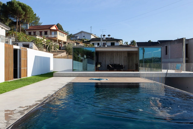 Casa da Piscina / António Cruz Lopes - Casas, Fachada