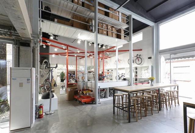 VOYAGE 798 Coffee House / atelier suasua - Renovation