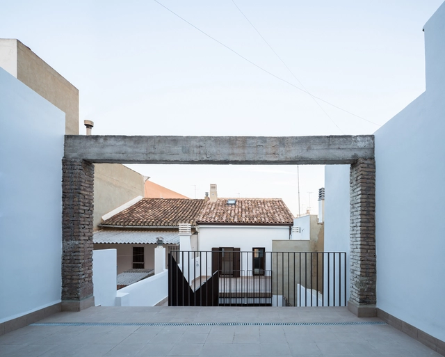 Impluvium House / CU4 Arquitectura - Exterior Photography, House Interiors, Facade, Door