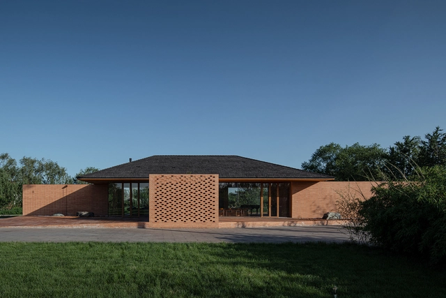 Casa Pátio / ARCHSTUDIO - Habitação Coletiva