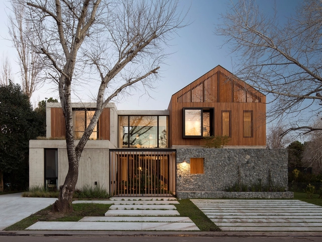 Casa Carol / Estudio LAK - Casas, Jardín, Escaleras, Puerta, Fachada