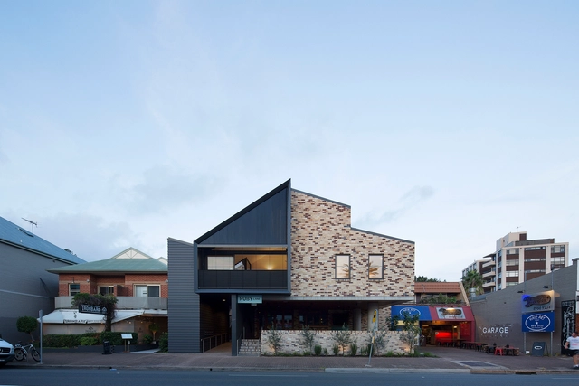 200 Pittwater House / CHROFI - Exterior Photography, Adaptive Reuse, Facade