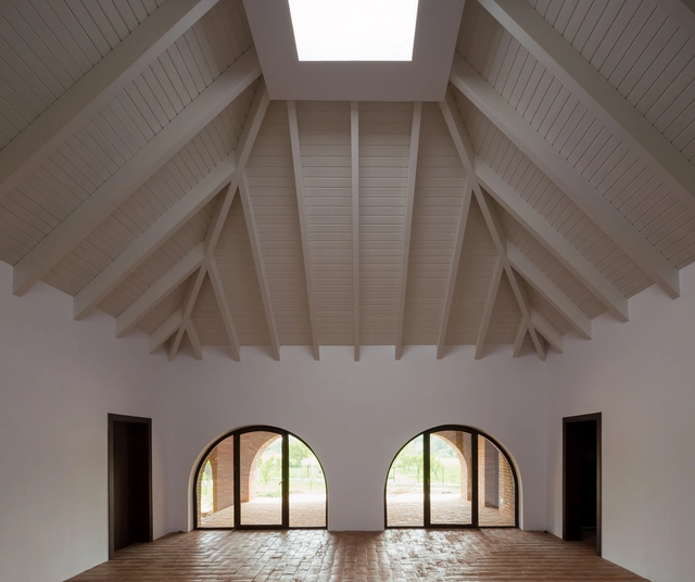乡间度假小屋，中心化空间设计 / Ene+Ene Arhitectura - 独立住宅