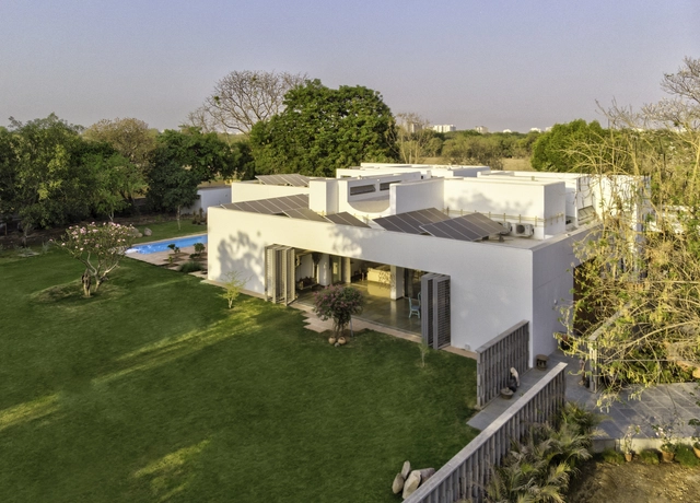 Casa Amaltas / SquareWorks - Casas