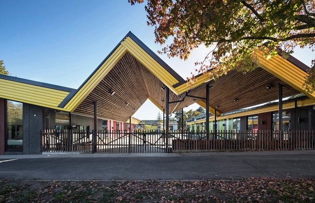 Escuela Freemans Bay / RTA Studio - Escuela Primaria