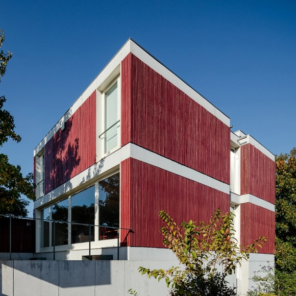 Casa Vermelha / Nelson Resende - Casas