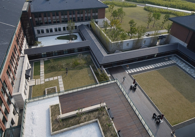 浙江大学国际联合学院（海宁国际校区）西区书院 / 浙江大学建筑设计研究院 - 酒店