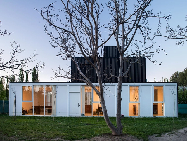 Casa VM2 / Alejandro Szilak - Casas, Jardín, Puerta, Fachada