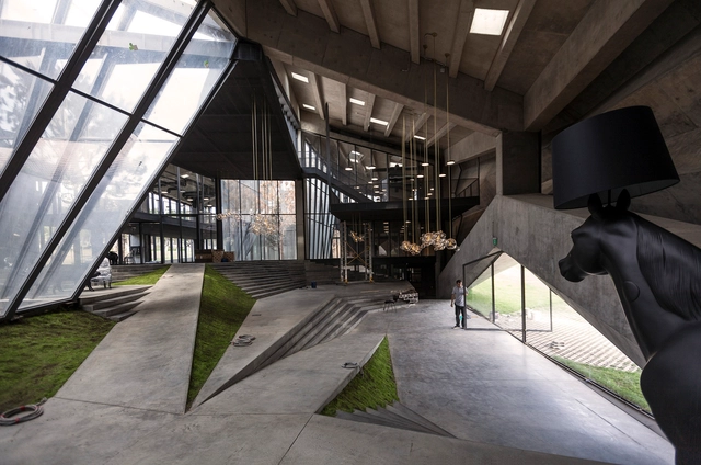 Un centro creativo, una planta de producción de café y un cine: los tres ganadores del Premio ArchDaily & Strelka - Imagen Principal