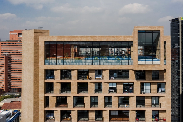 Vivienda multifamiliar equilibrium 1 / taller de arquitectura de bogotá - Apartamentos, Fachada, Balcón, Urbano