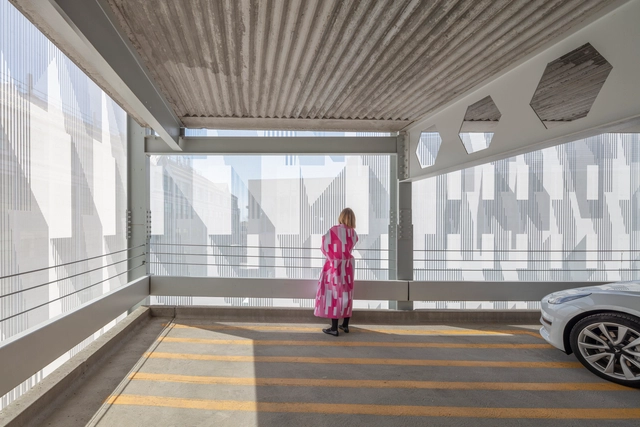 Kendall Square Garage / French 2D - Interior Photography, Other Structures, Facade