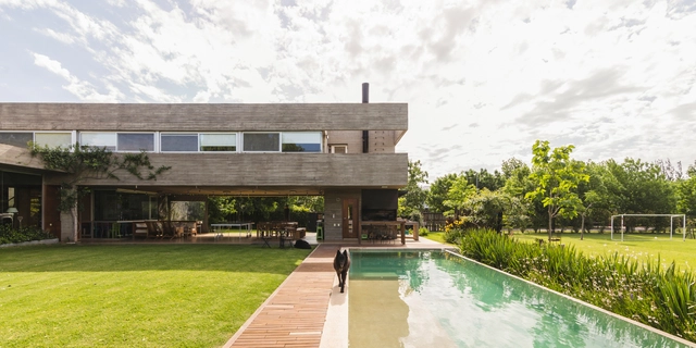 Casa KM / Estudio Pablo Gagliardo - Casas