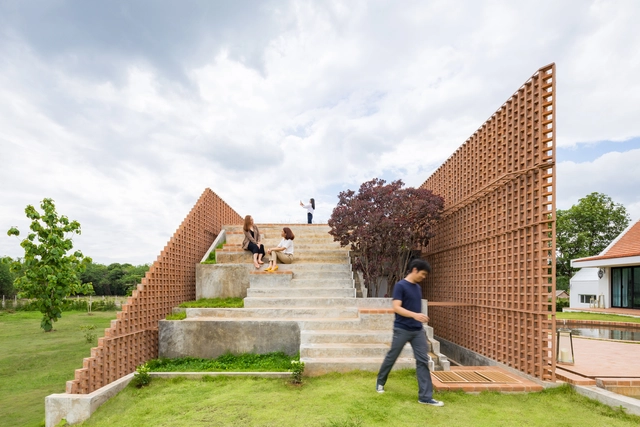 Residência Ladeira / Site-Specific: Architecture & Research (SS:AR) - Casas