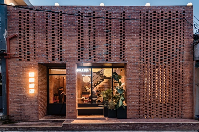 尼岔土家餐厅 / 上海彦文建筑工作室 - 餐厅