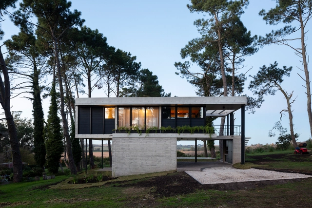 Casa nono / Contino - D'Elia Arquitectos - Casas, Puerta, Fachada