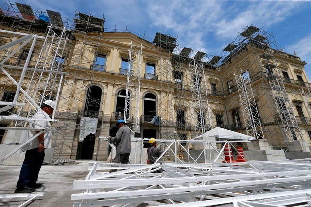Um ano após incêndio, Museu Nacional se prepara para reabrir parcialmente - Imagem de Destaque
