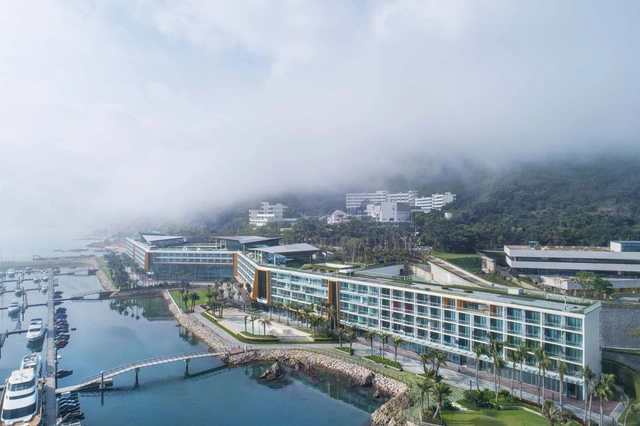 深圳南澳万科浪骑游艇会 / 筑博设计 - 酒店