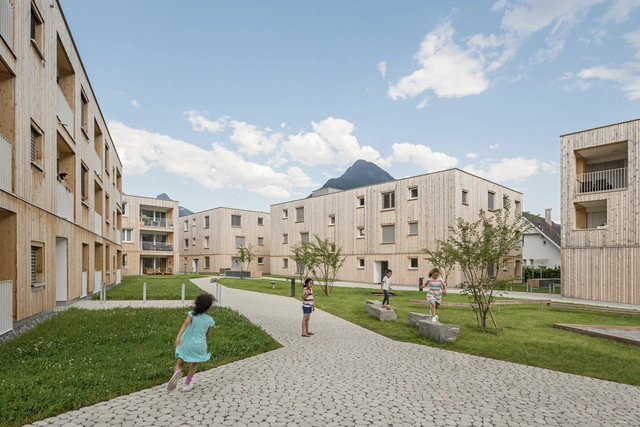 Maierhof 公寓，散落‘方盒’营造村庄氛围 / feld72 - 集合住宅