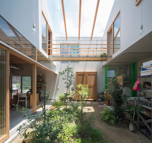Casa em Tsukimiyama / Tato Architects - Casas