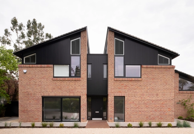 Casa Push-Pull / Cullinan Studio - Fotografía exterior, Sustentabilidad, Puerta, Escaleras, Fachada