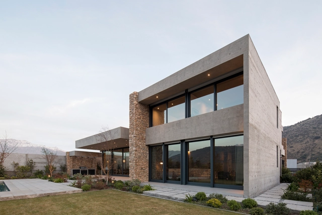 Casa Cerro la Cruz / Turner Arquitectos - Casas, Fachada