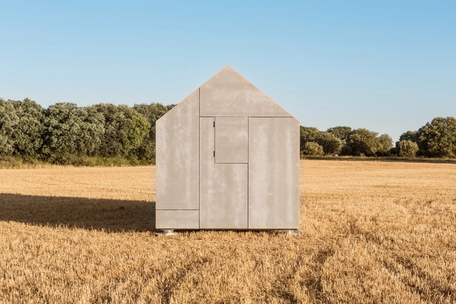 The Great Tiny House Debate: What it Means to Downsize the Dream - Featured Image