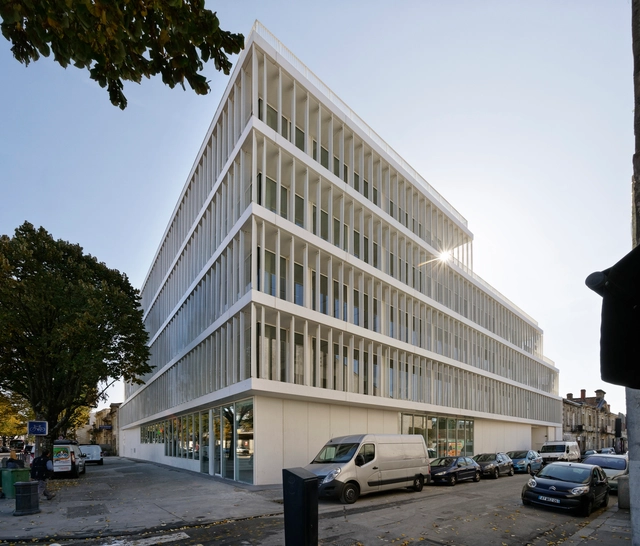 Opus 33 Office Building / Patrick Arotcharen - Exterior Photography, Institutional Buildings, Facade