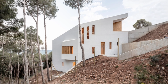 Casa em Tamariu / 05 AM Arquitectura - Casas