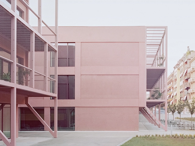Escola Enrico Fermi / BDR bureau - Renovação