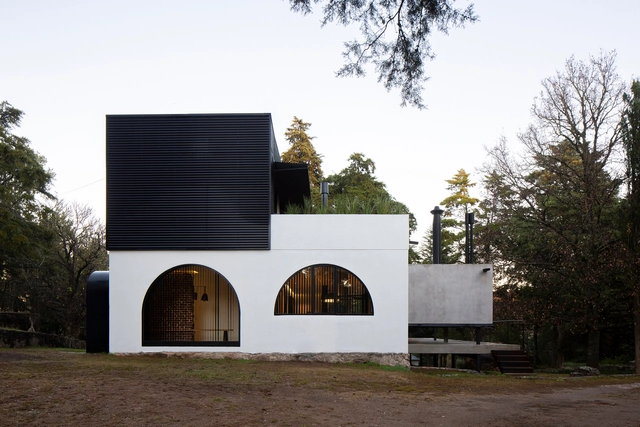 Rehabilitación casa alta vista / Choza. Espacio de Arquitectura - Casas, Fachada, Arco