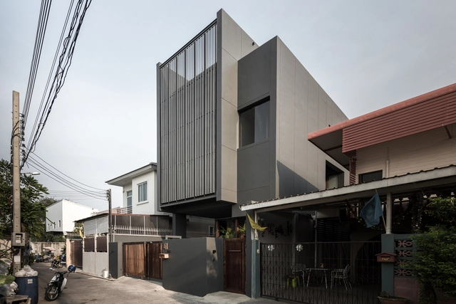 Casa 41 / Wat Kuptawatin + Kanit Kuptawatin - Casas