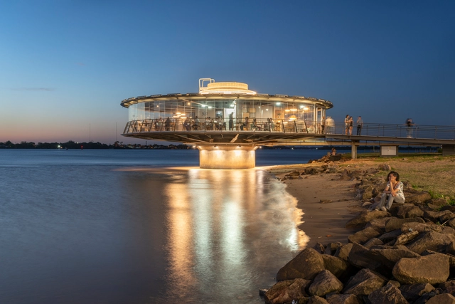 360 Poa Gastrobar  / Viero Arquitetura + Silvia Benedetti Arquitetos Associados - Restaurante, Fachada, Costa