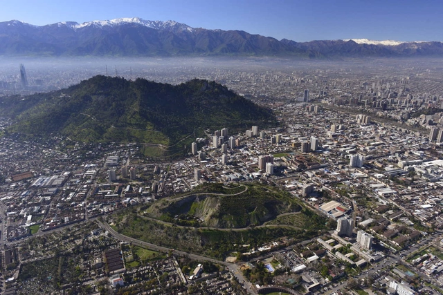 Cerros islas y espacios verdes que podrás visitar en Open House Santiago 2019 - Imagen Principal