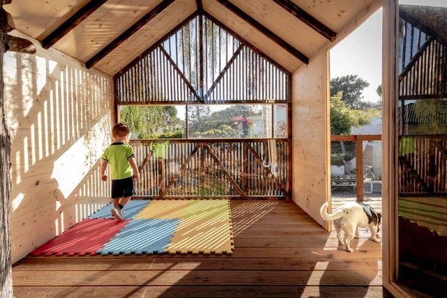Casa del árbol para los nietos / Madeiguincho - Cabañas & Lodges