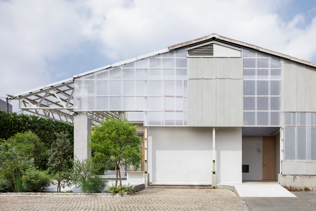 Estudio fotográfico / Hiroki Tominaga-Atelier + Yae Fujima - Interiores De Oficina