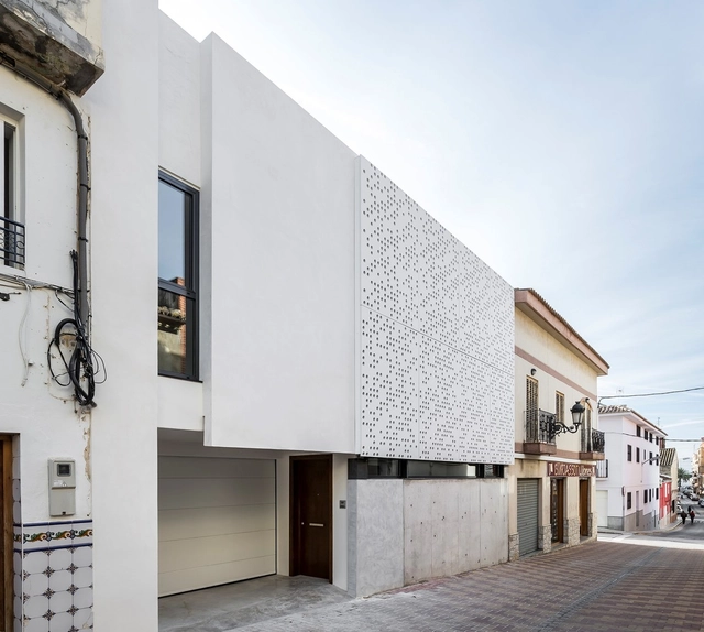 Casa XI / Nacho Carbó arquitecto - Casas, Fachada, Puerta