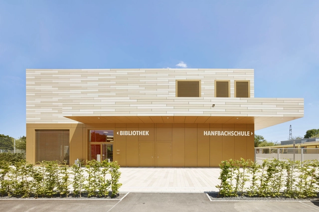 新汉夫巴赫学校 / mvm+starke architekten - 中小学校