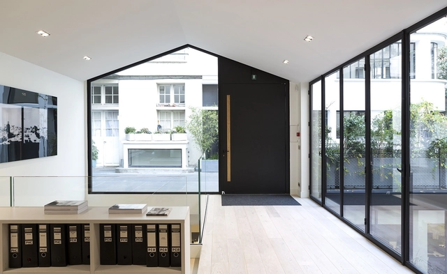 Ventanas minimalistas con perfiles de acero de alta rigidez: máxima transparencia y diseño sutil - Imagen Principal