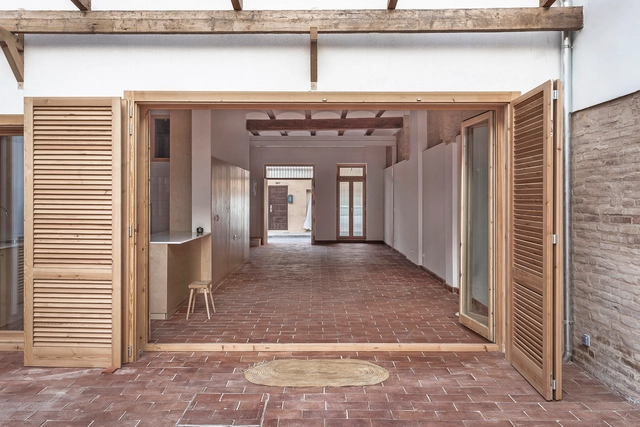 Casa Rocafull / Paco Oria Estudio - Renovación, Fachada, Puerta, Pilares, Arco, Fijación Vigas