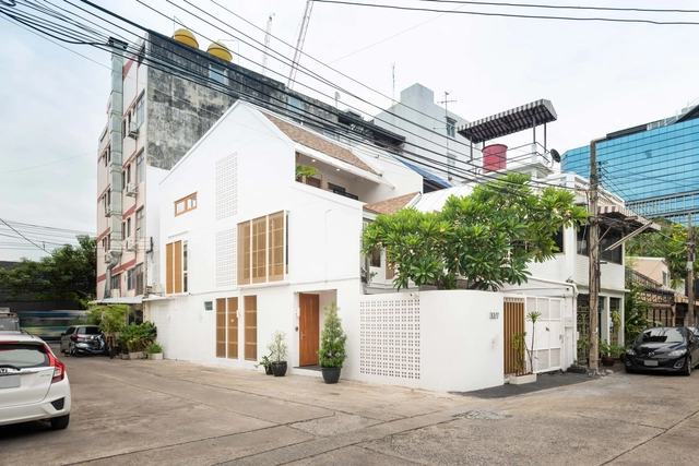 Casa 2 en 1 / Pantang studio - Casas