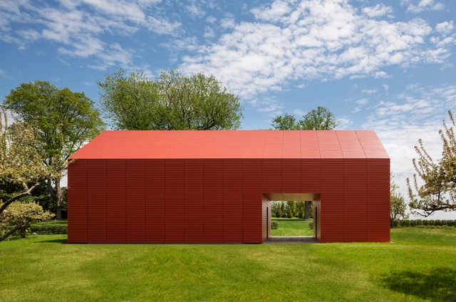 Celeiro Vermelho / Roger Ferris + Partners - Casas