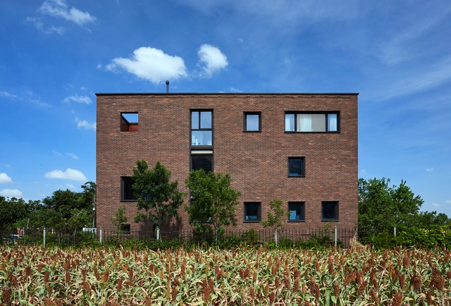 Casa de ladrillo / HGE Architect - Fotografía exterior, Sustentabilidad, Fachada