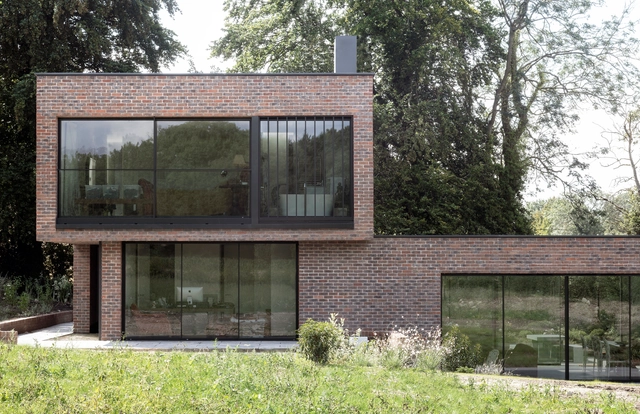 Casa Woodcote / Paul Cashin Architects + Design Engine Architects - Casas
