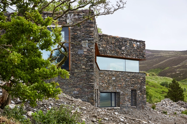 Un retiro rural restaurativo para Sartfell / Foster Lomas - Bienestar