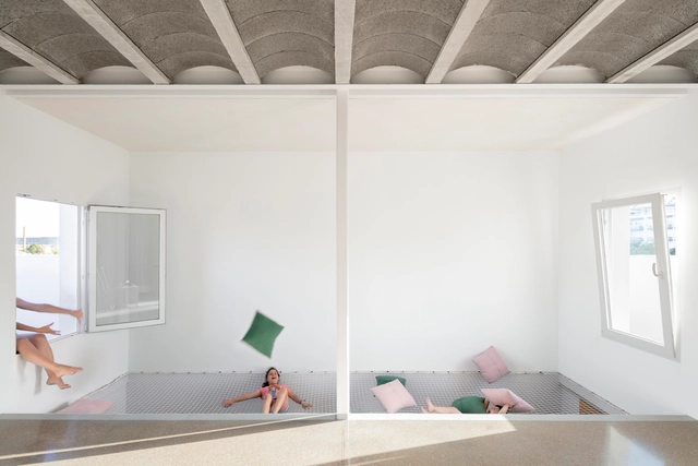 Casa REI / CRUX arquitectos - Casas, Fijación Vigas, Fachada