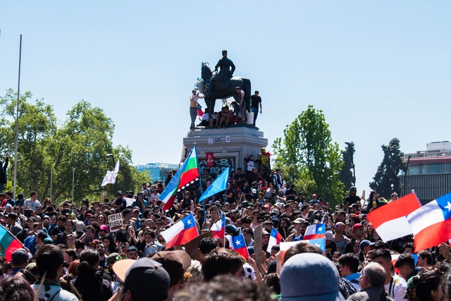 Crisis en Chile: CNDU reconoce "profunda segregación urbana y la urgencia de mayor integración social" - Imagen Principal