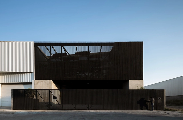 Edifício Drea / Estudio Hidalgo - Escritórios