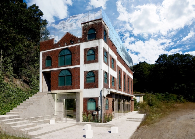 Restoration of Abandoned Church Connects Man, Nature, and God - Featured Image