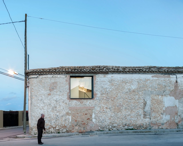 Bodega Dussart Pedrón / CRUX arquitectos - Remodelaciones, Fachada